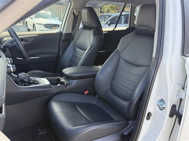 TOYOTA RAV4 HYBRID 4WD 2019