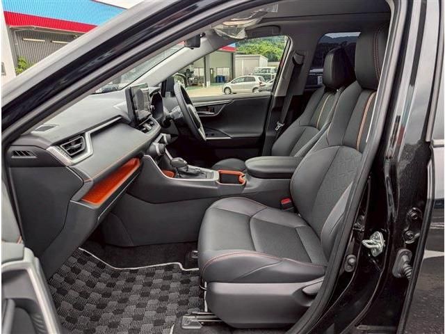 TOYOTA RAV4 4WD 2023