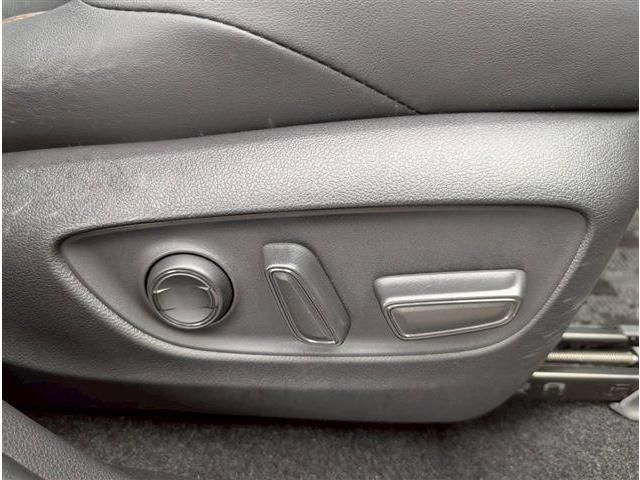 TOYOTA RAV4 4WD 2023