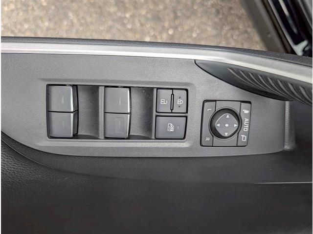 TOYOTA RAV4 4WD 2023