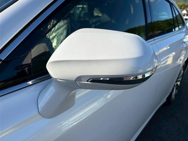 TOYOTA CROWN sedan hybrid 2021