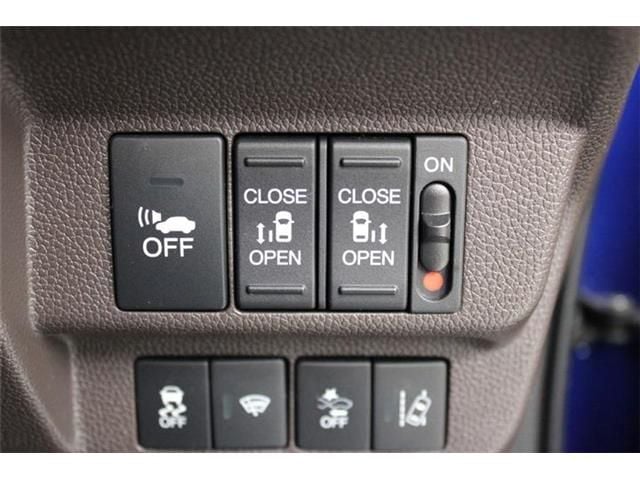 HONDA FREED HYBRID 2017