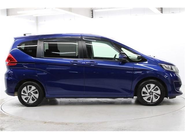HONDA FREED HYBRID 2017