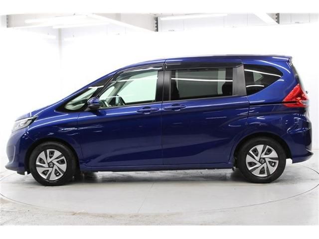 HONDA FREED HYBRID 2017