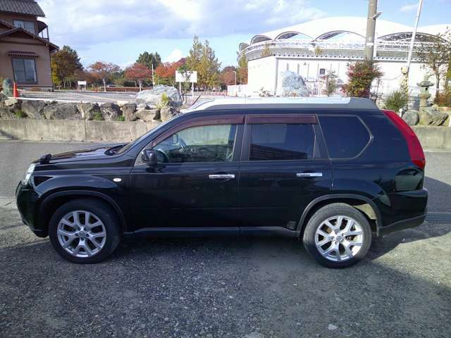 NISSAN X-TRAIL 4WD 2011