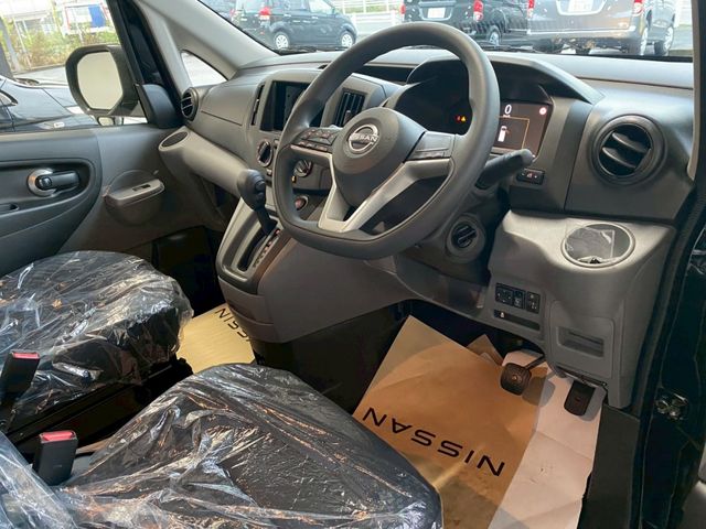 NISSAN NV200 VANETTE van 4WD 2025