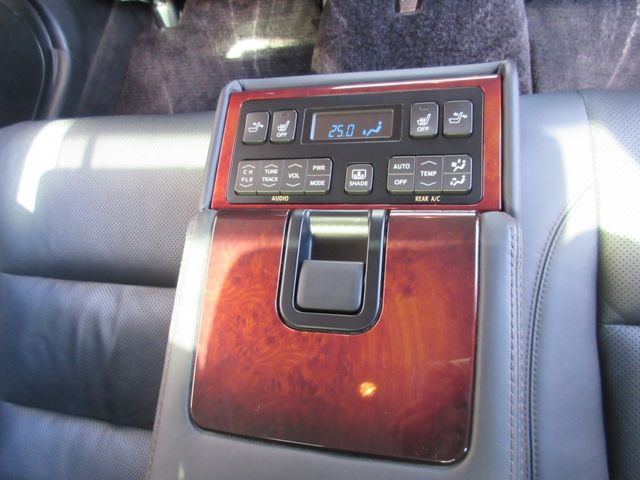 TOYOTA CROWN MAJESTA HYBRID 2014