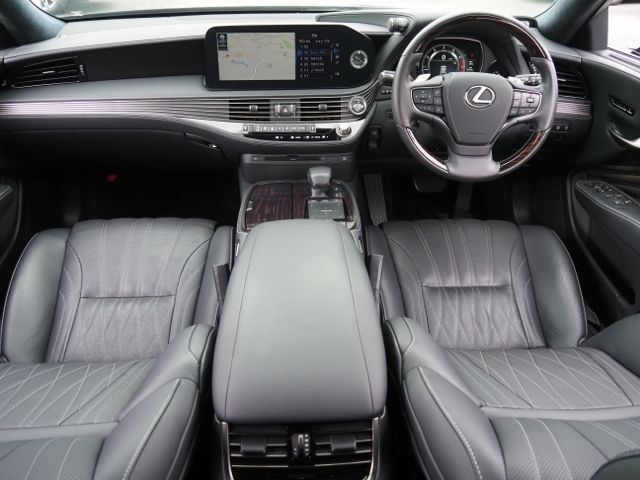 TOYOTA LEXUS LS500 2020