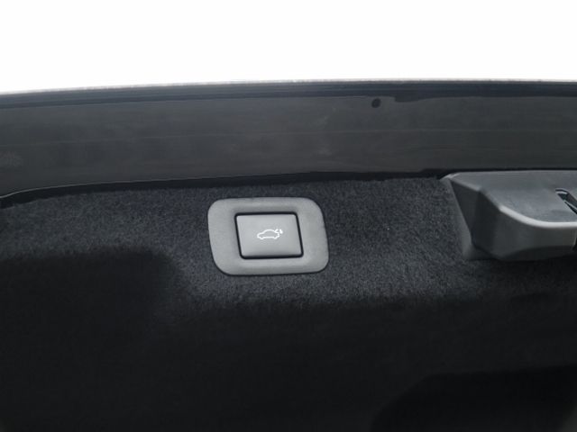 TOYOTA LEXUS LS500 2020