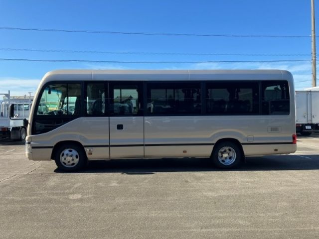 TOYOTA COASTER 2019