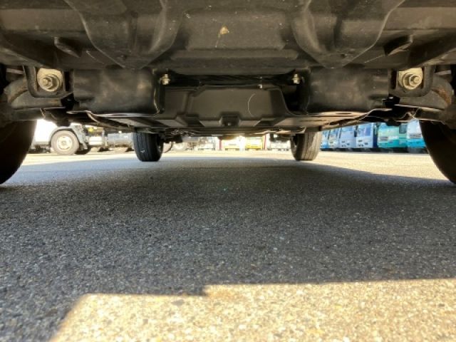 TOYOTA HIACE van 4WD 2024