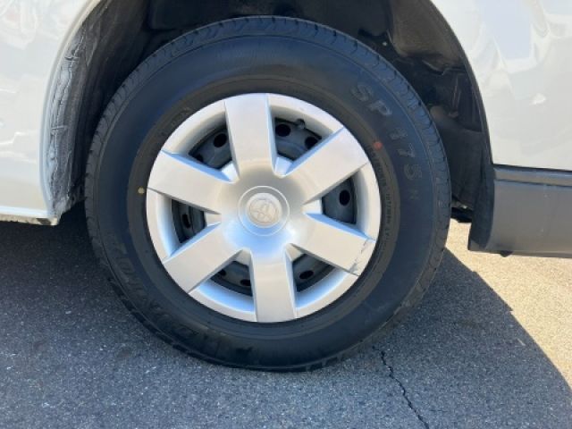 TOYOTA HIACE van 4WD 2024