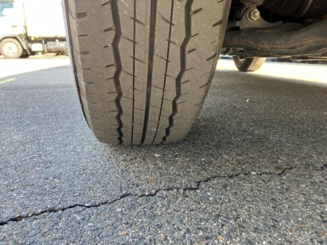 TOYOTA HIACE van 4WD 2024