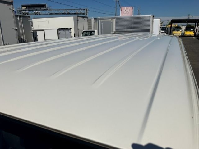 TOYOTA HIACE van 4WD 2024