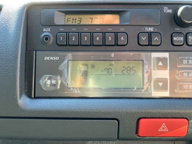 TOYOTA HIACE van 4WD 2024