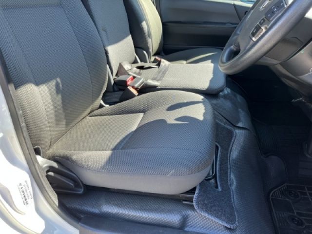 TOYOTA HIACE van 4WD 2024