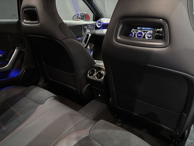 MERCEDES BENZ MERCEDES BENZ A class 2023