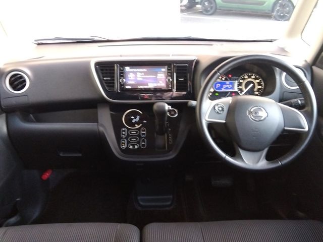 NISSAN DAYZ ROOX 4WD 2019