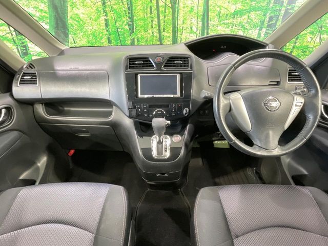 NISSAN SERENA  S-HYBRID 2013