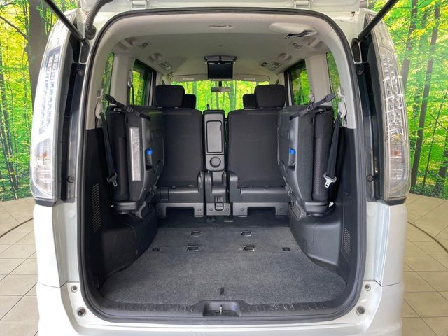 NISSAN SERENA  S-HYBRID 2013