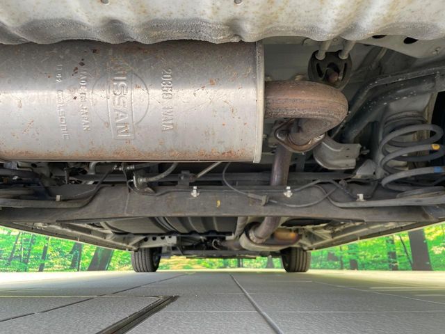 NISSAN SERENA  S-HYBRID 2013