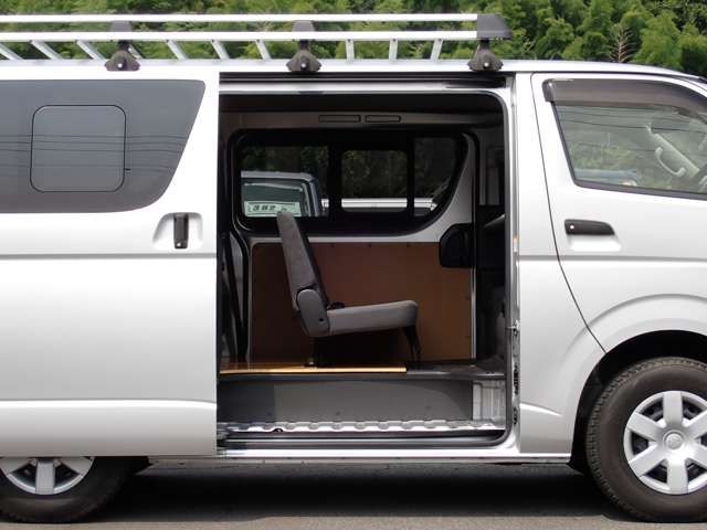 TOYOTA REGIUSACE van 4WD 2019