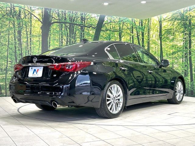 NISSAN SKYLINE HYBRID 2019