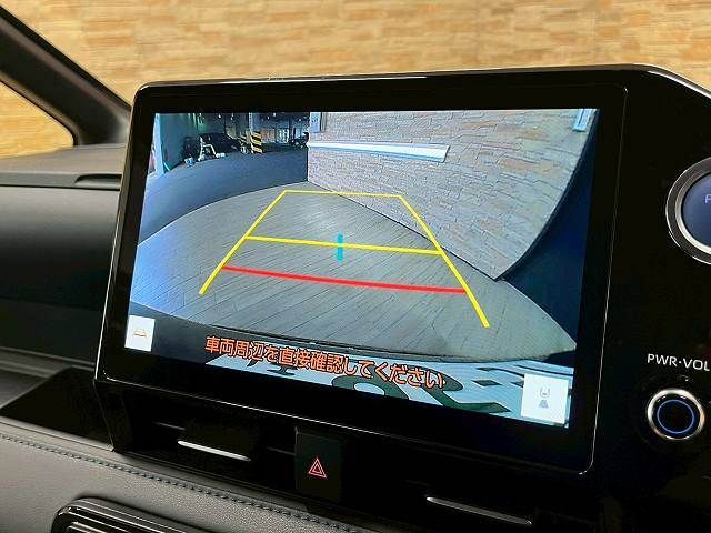 TOYOTA VOXY HYBRID 2023