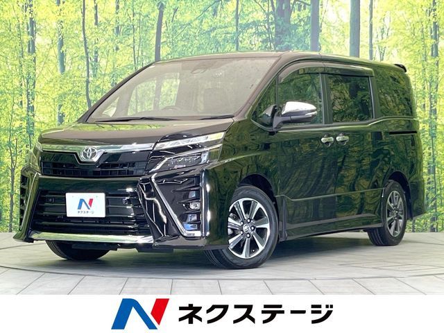 TOYOTA VOXY 2020