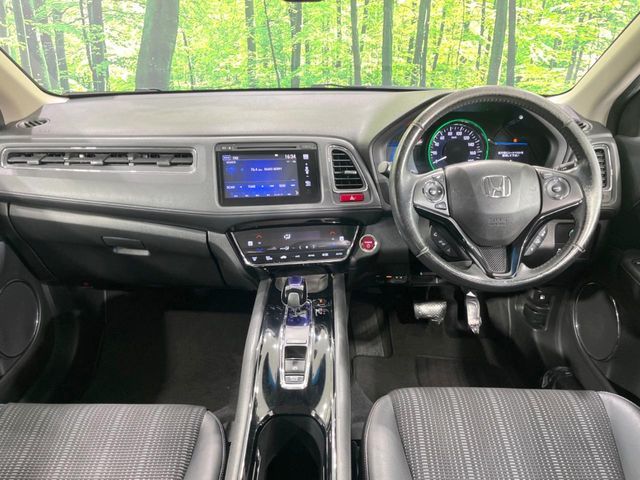 HONDA VEZEL HYBRID 2014
