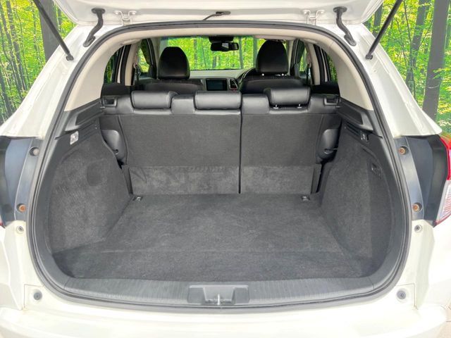 HONDA VEZEL HYBRID 2014