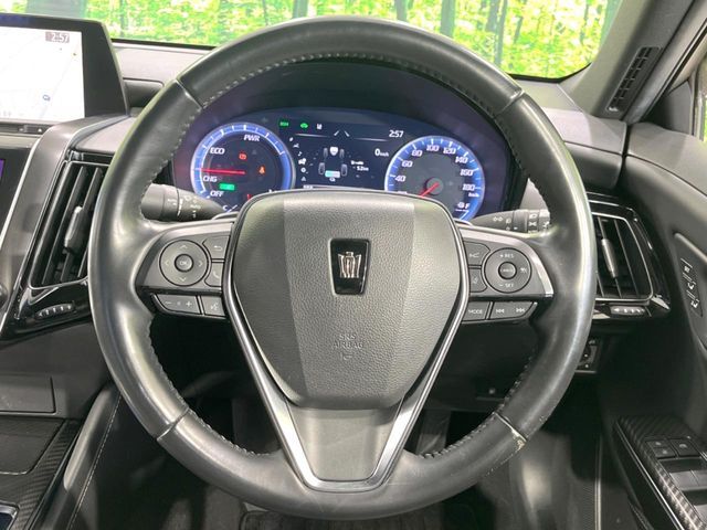 TOYOTA CROWN sedan hybrid 2019