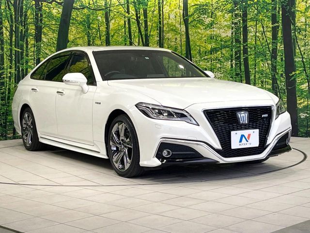 TOYOTA CROWN sedan hybrid 2019