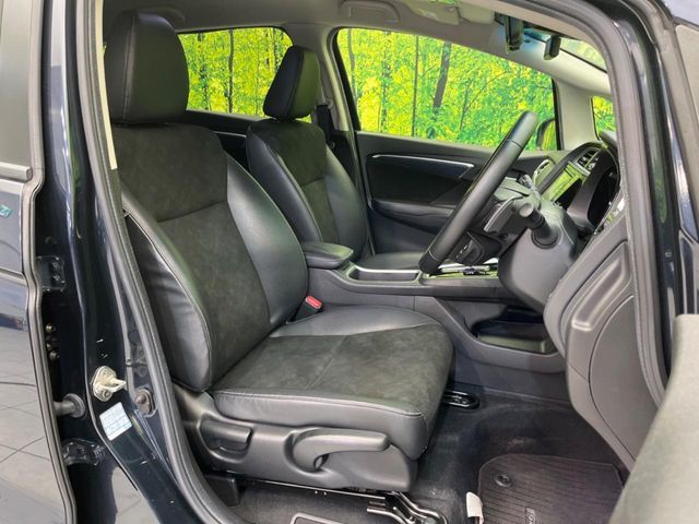 HONDA SHUTTLE HYBRID 2016