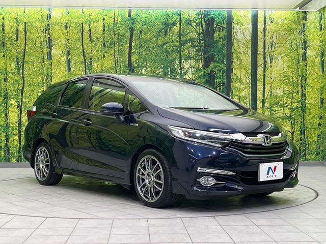 HONDA SHUTTLE HYBRID 2016