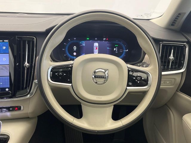 VOLVO VOLVO S90 2023