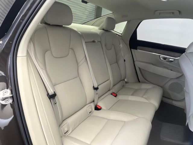 VOLVO VOLVO S90 2023