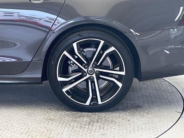 VOLVO VOLVO S90 2023