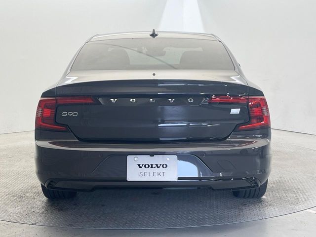 VOLVO VOLVO S90 2023