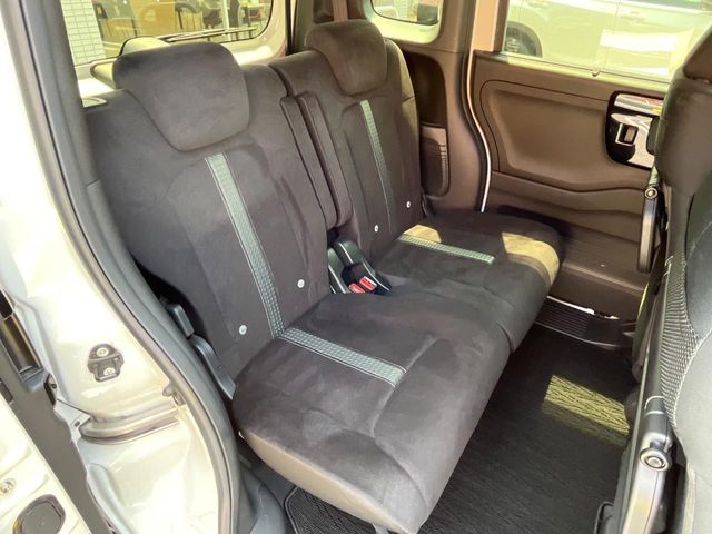 HONDA N BOX CUSTOM 2021