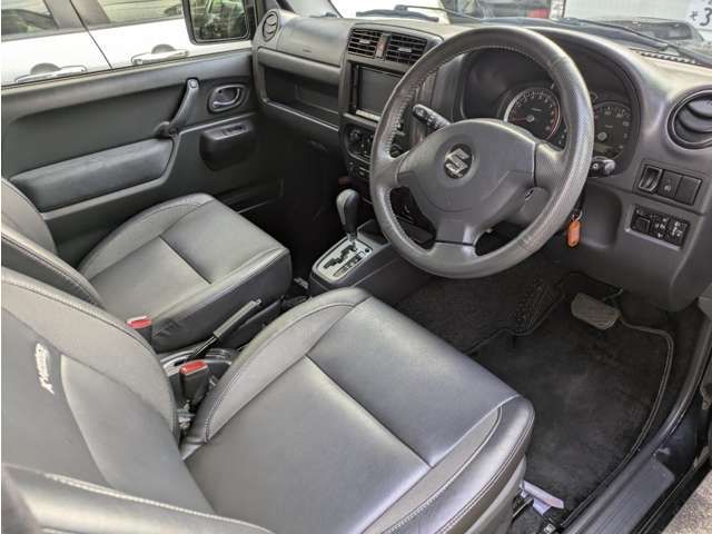 SUZUKI JIMNY 4WD 2012