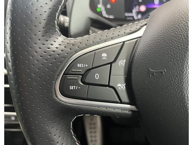 RENAULT RENAULT MEGANE hatchback 2022