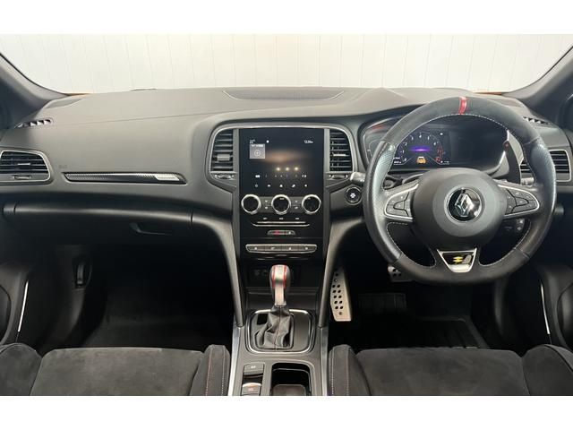 RENAULT RENAULT MEGANE hatchback 2022