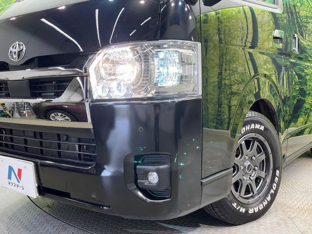 TOYOTA HIACE van 4WD 2023
