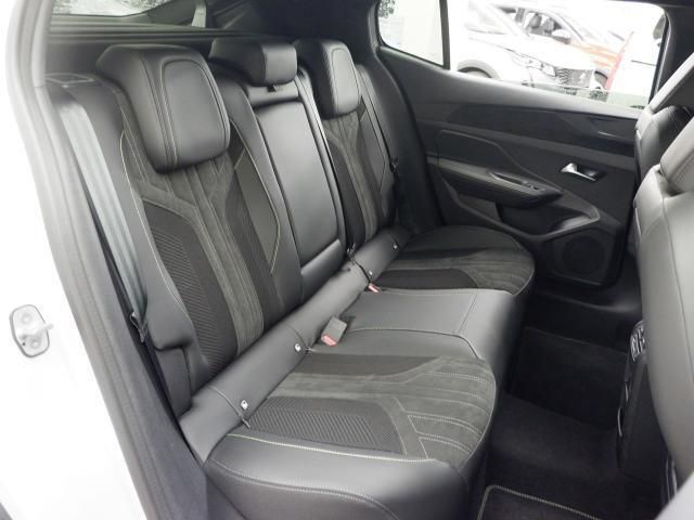 PEUGEOT PEUGEOT 408 2025