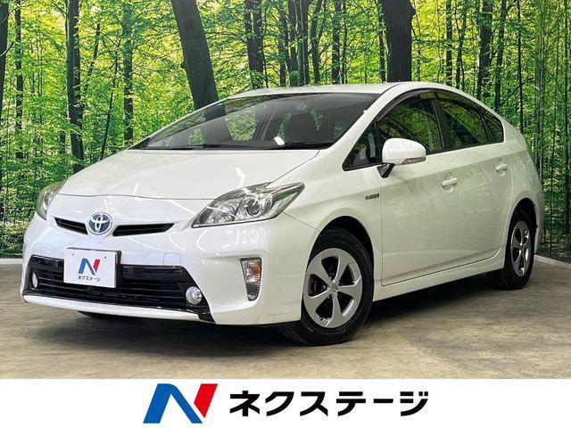 TOYOTA PRIUS 2015