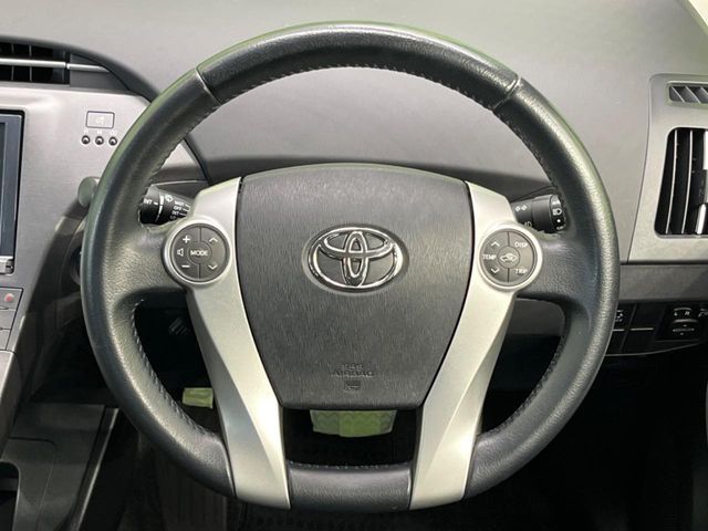 TOYOTA PRIUS 2015