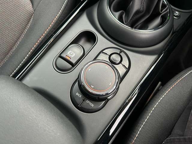 BMW BMW MINI COOPER CLUBMAN 2017