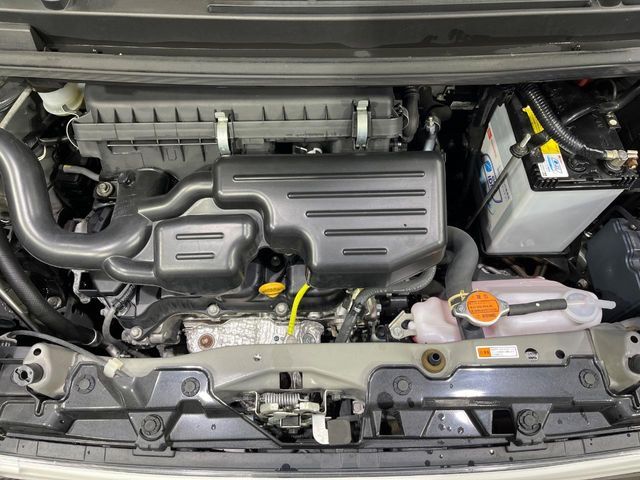 DAIHATSU MOVE CUSTOM 4WD 2015