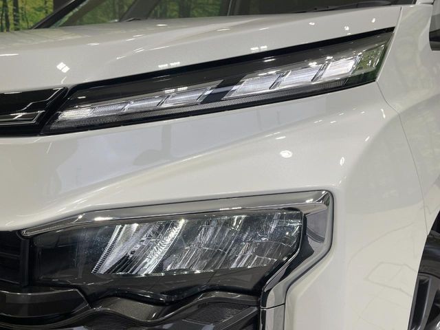 TOYOTA VOXY HYBRID 2025